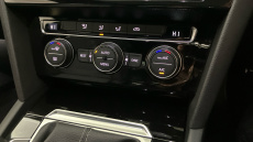 Volkswagen Passat 2.0 TDI R-Line 4dr [Panoramic Roof] Diesel Saloon
